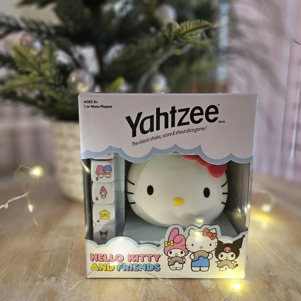 Hello Kitty 🩷 Yahtzee by Sanrio NIB